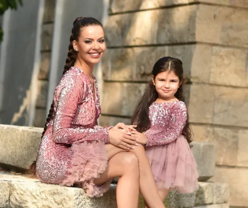 КОЛЕКЦИЯ РОКЛИ ЗА МАЙКА И ДЪЩЕРЯ