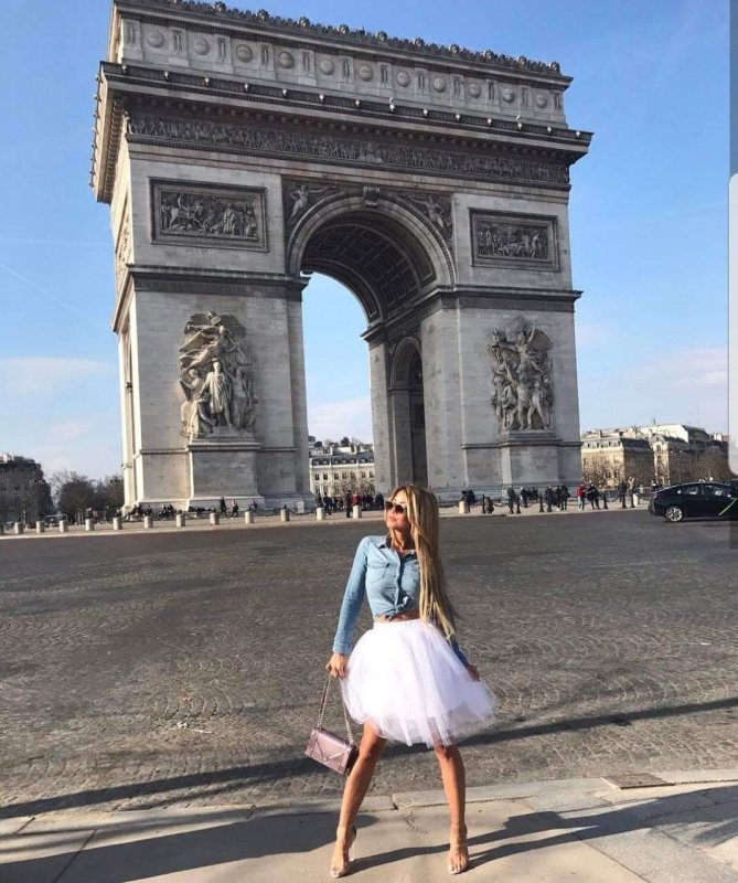 Бяла тюлена пола