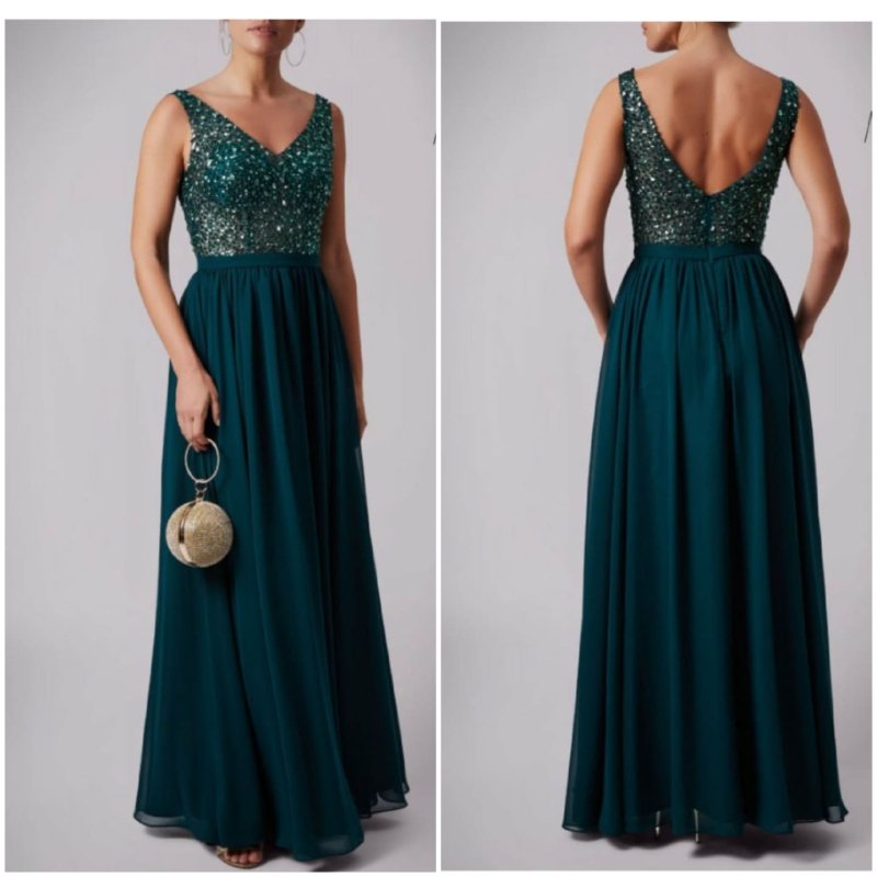 Дълга разкроена рокля с нашити камъни в черно