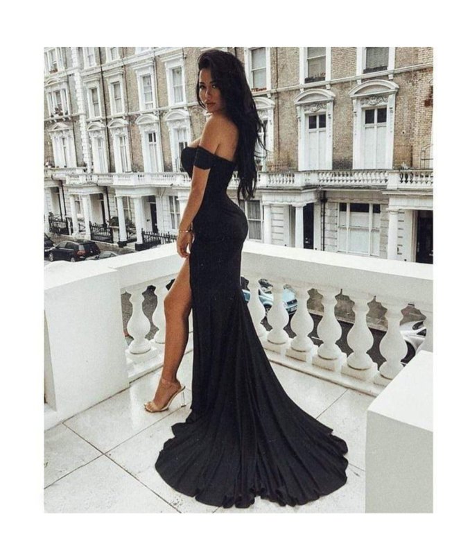 Дълга официална рокля с цепка