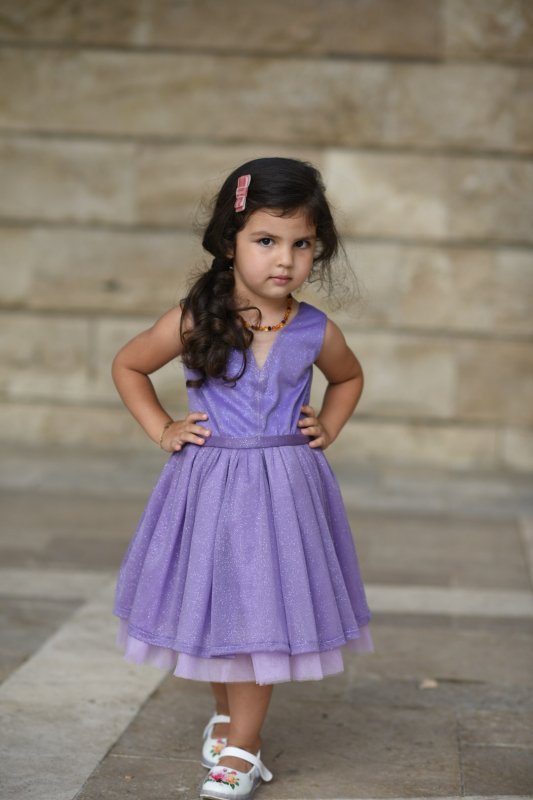 Комплект рокли за майка и дъщеря от блестяща лилава материя