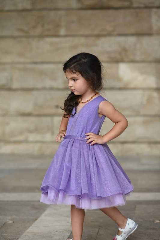 Комплект рокли за майка и дъщеря от блестяща лилава материя