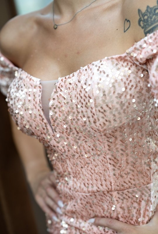 Дамска дълга рокля от пайети кадифе с цепка