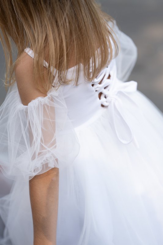 Комплект рокли в бяло за майка и дъщеря