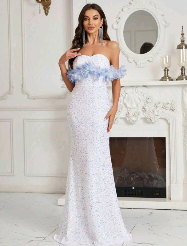 Дълга официална рокля от пайети 