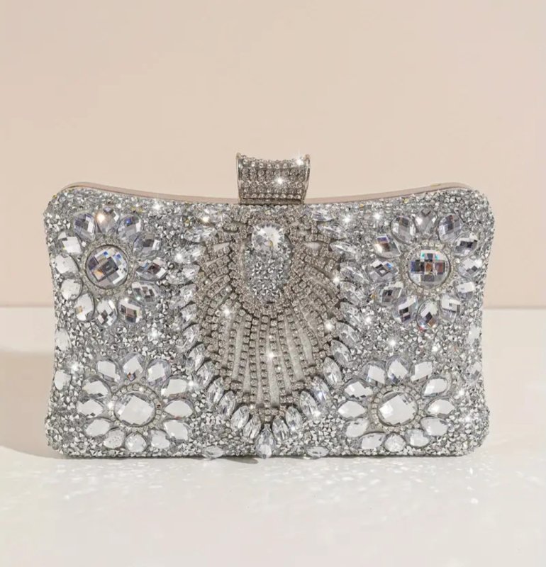 Вечерна чанта с камъни
