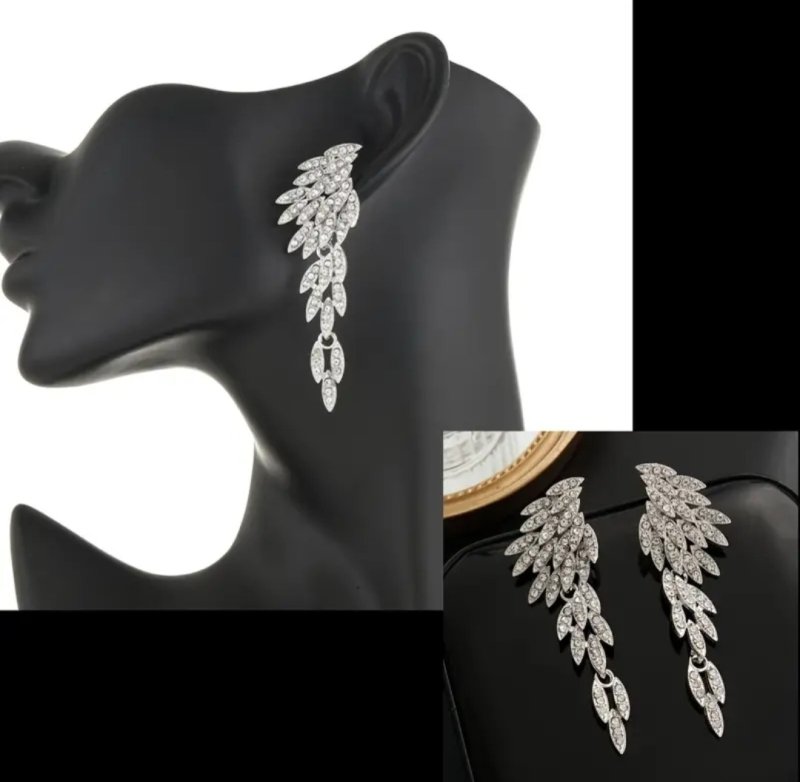 Обеци с камъни