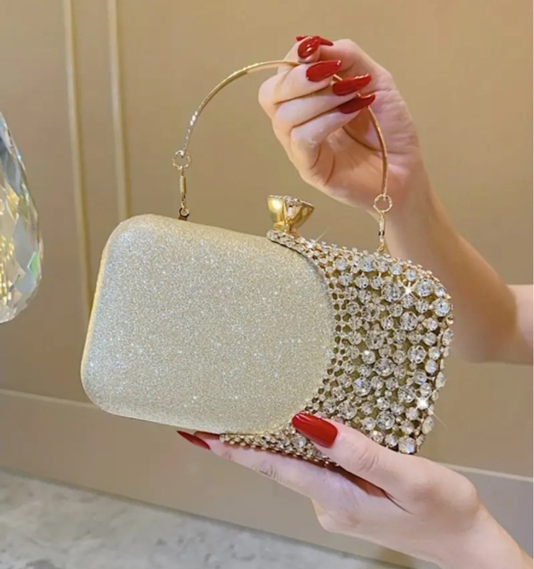 Вечерна елегантна чанта с камъни