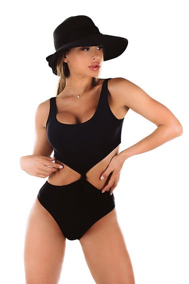 Цял бански Viola в черно