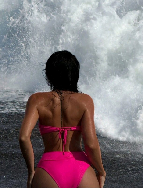 Розов бански комплект 