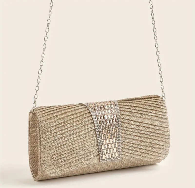 Вечерна чанта в златисто