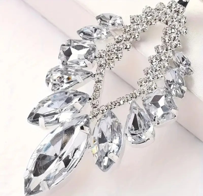 Големи обеци с камъни