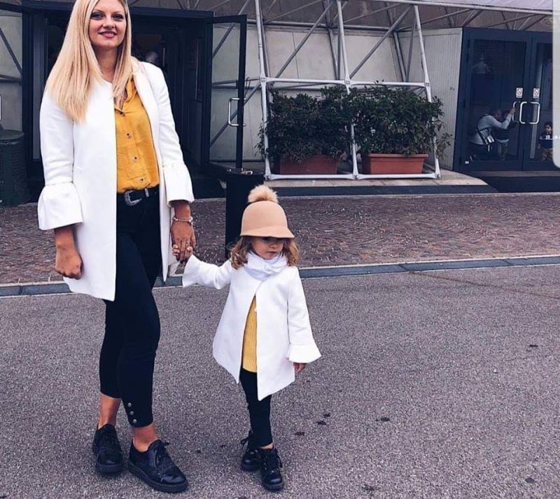 Комплект дамско и детско сако