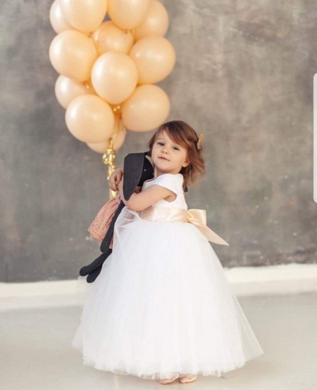 Детска официална бяла рокля с тюл