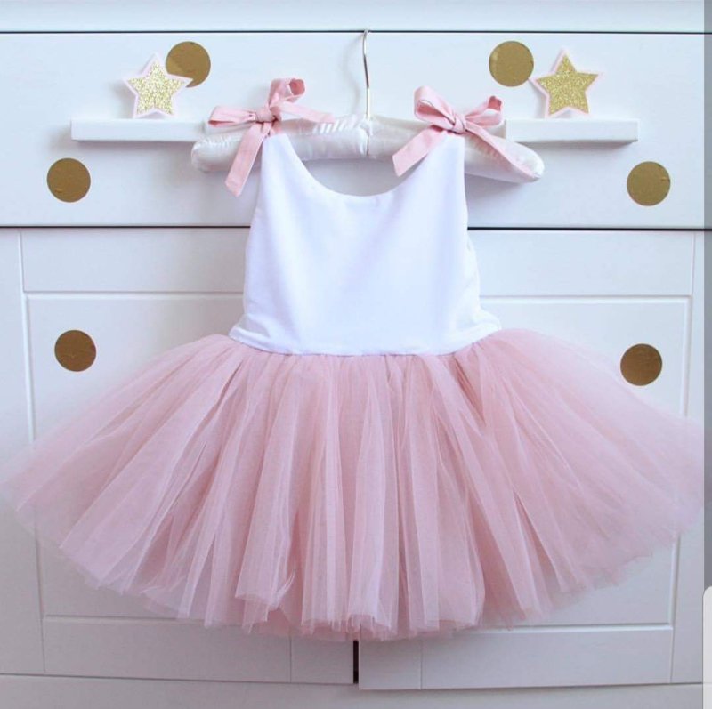 Детска рокля с тюл