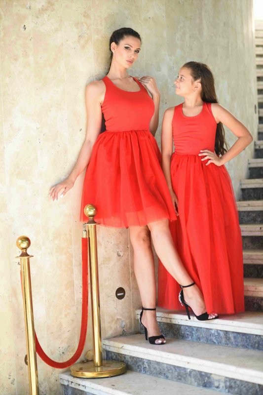 Детска дълга рокля с тюл 