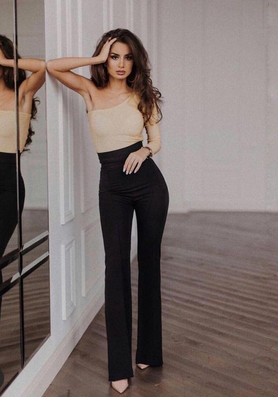 Панталон с висока талия 