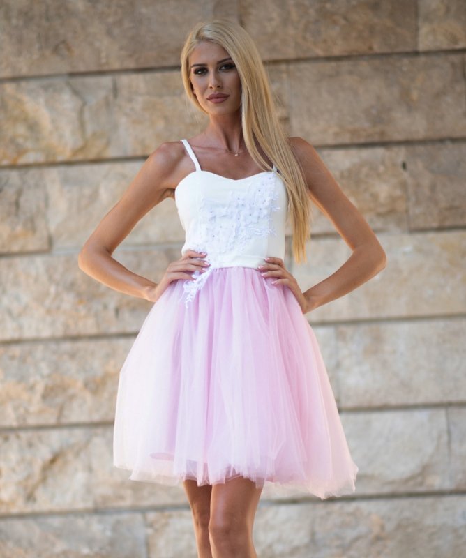 Комплект детска и дамска рокля с тюл и декоративни цветя