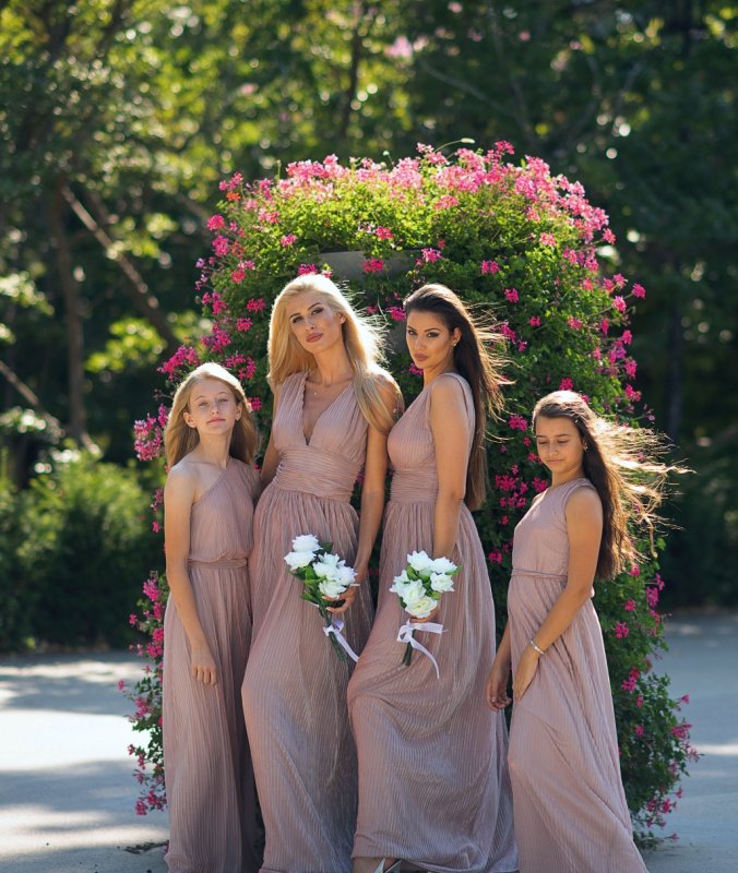 Дълги разкроени рокли  солей