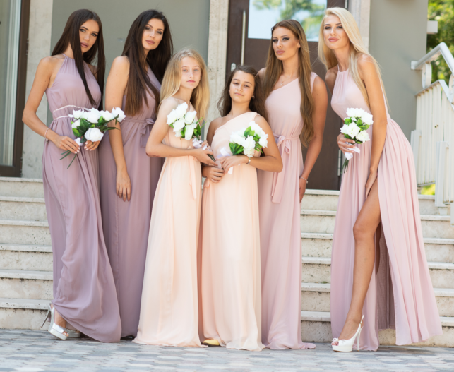 Шифонена рокля с панделки